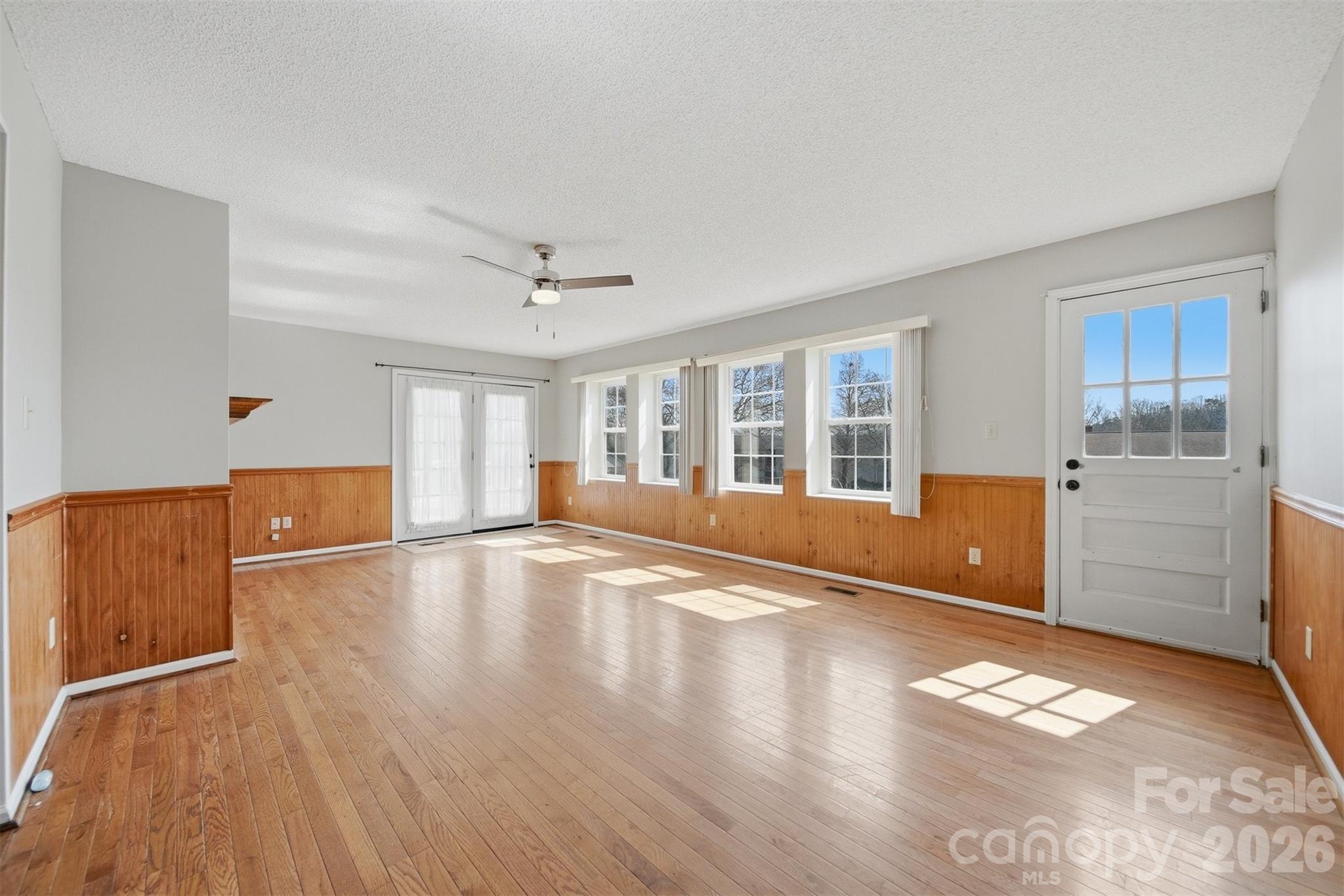 2010 Elizabeth Avenue Hickory NC 28602
