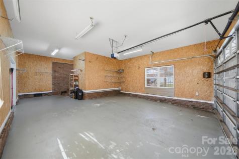 2010 Elizabeth Avenue Hickory NC 28602
