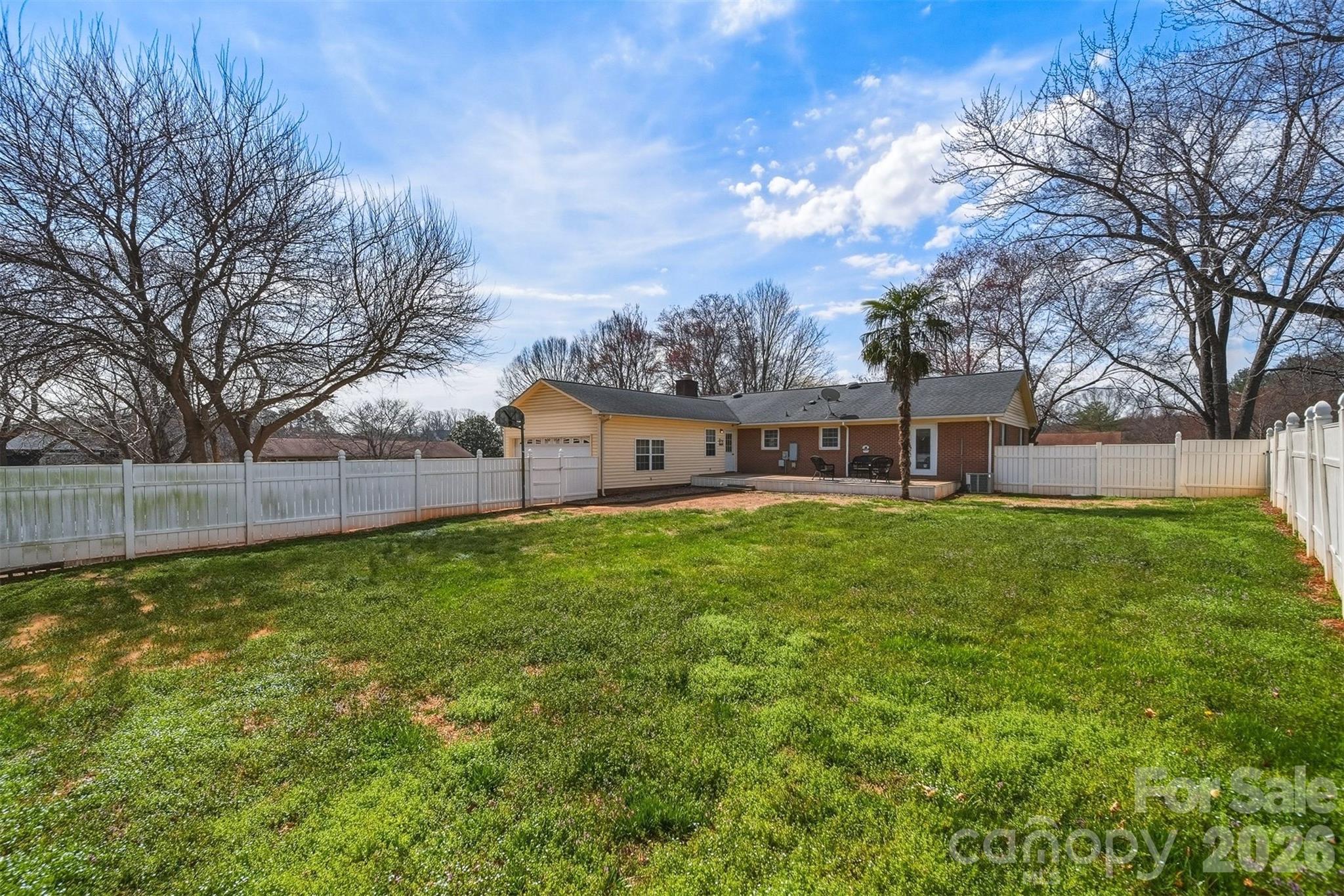 2010 Elizabeth Avenue Hickory NC 28602