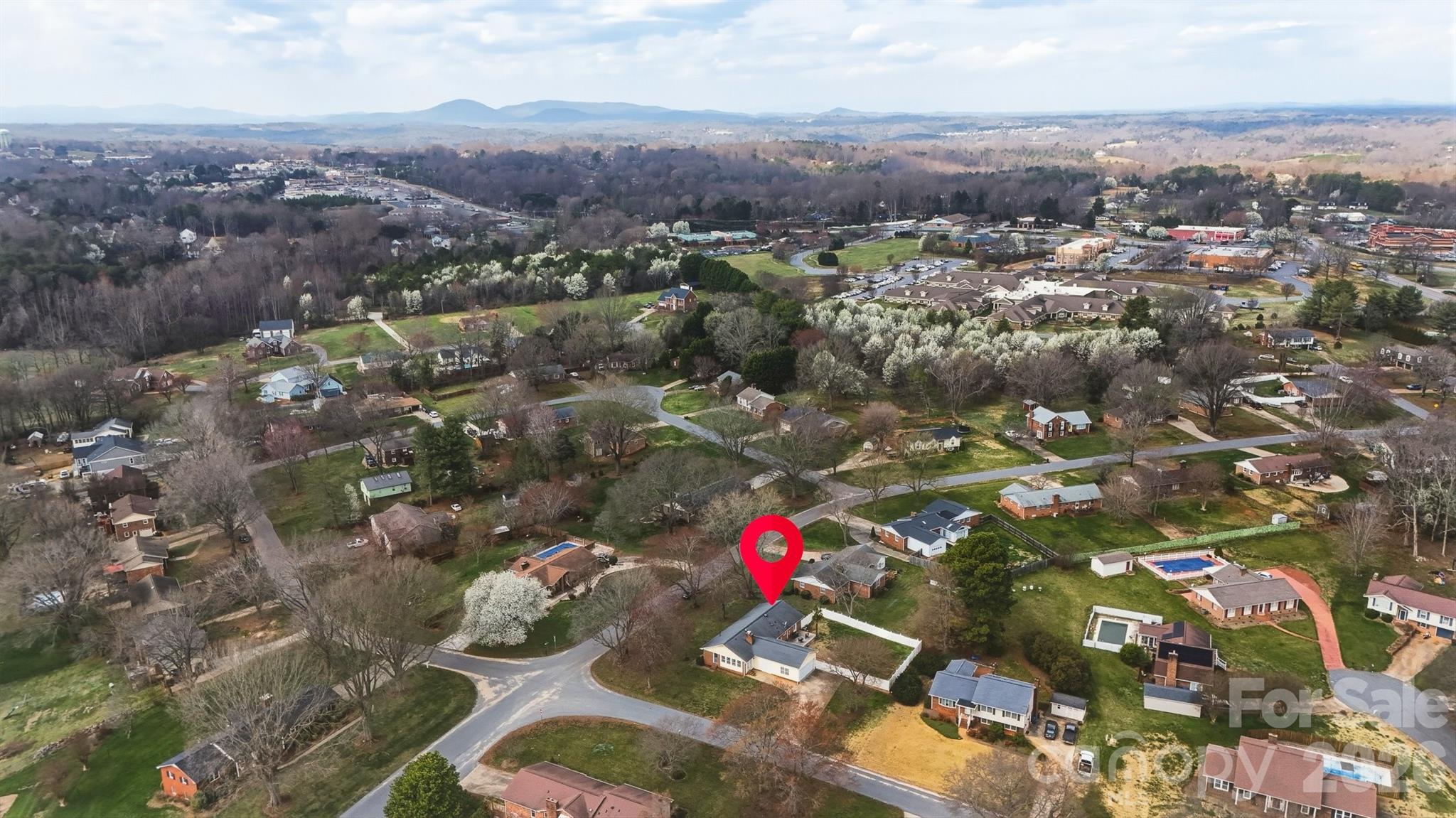2010 Elizabeth Avenue Hickory NC 28602