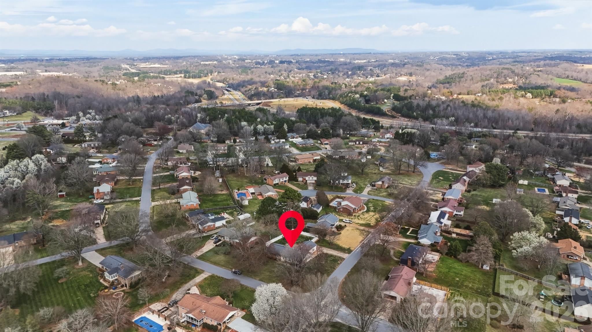 2010 Elizabeth Avenue Hickory NC 28602