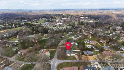 2010 Elizabeth Avenue Hickory NC 28602