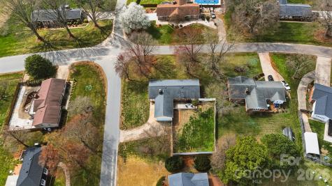 2010 Elizabeth Avenue Hickory NC 28602