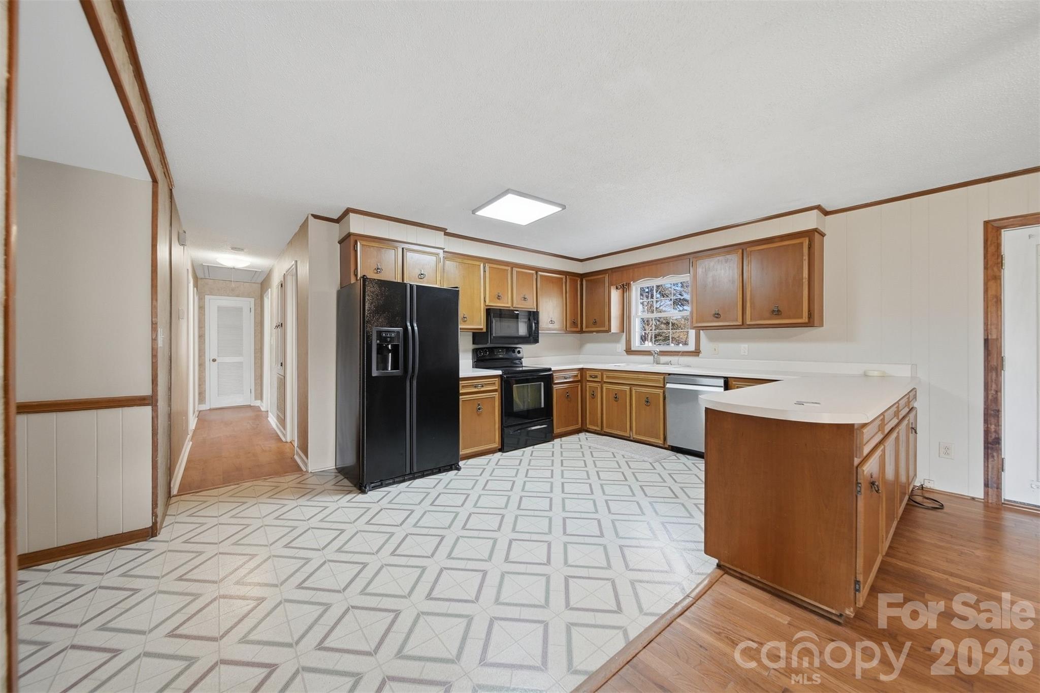 2010 Elizabeth Avenue Hickory NC 28602