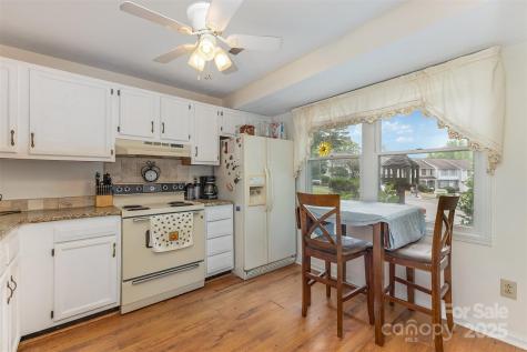 7304 Pebblestone Drive Charlotte NC 28212