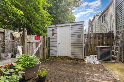 7304 Pebblestone Drive Charlotte NC 28212