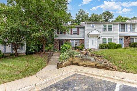 7304 Pebblestone Drive Charlotte NC 28212