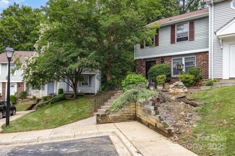 7304 Pebblestone Drive Charlotte NC 28212