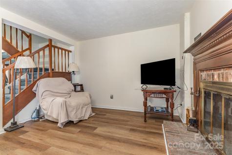 7304 Pebblestone Drive Charlotte NC 28212