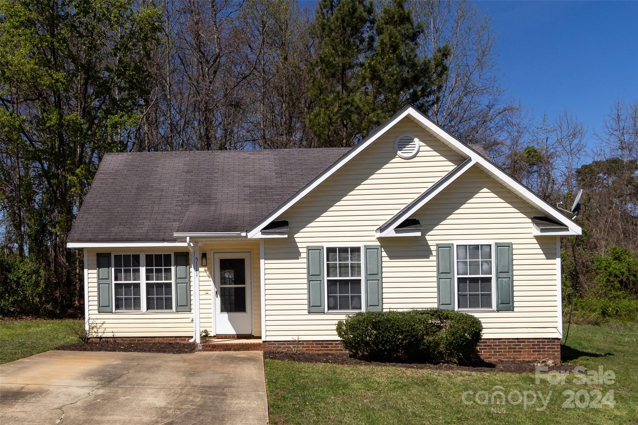 5111 Early Mist Lane Charlotte NC 28269