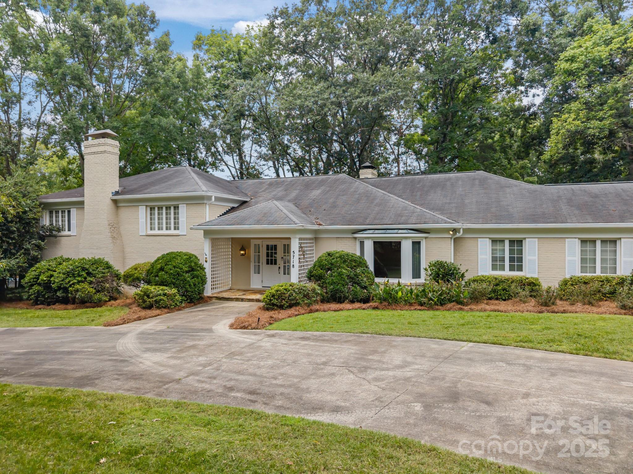 5718 Bentway Drive Charlotte NC 28226