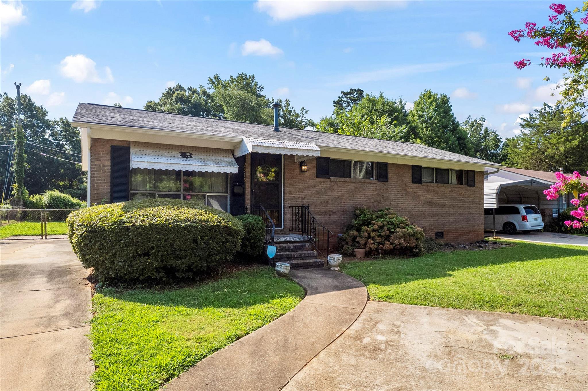 2515 Alleghany Street Charlotte NC 28208