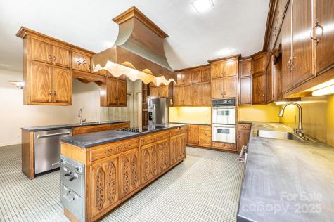 153 Hillhaven Place SE Lenoir NC 28645