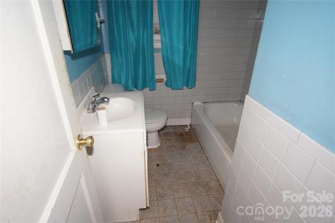 3905 Mcmillan Street Charlotte NC 28205