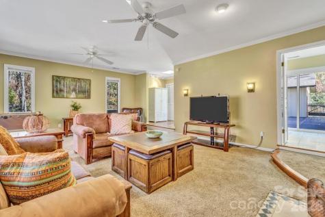 111 Hidden Pond Lane Asheville NC 28804