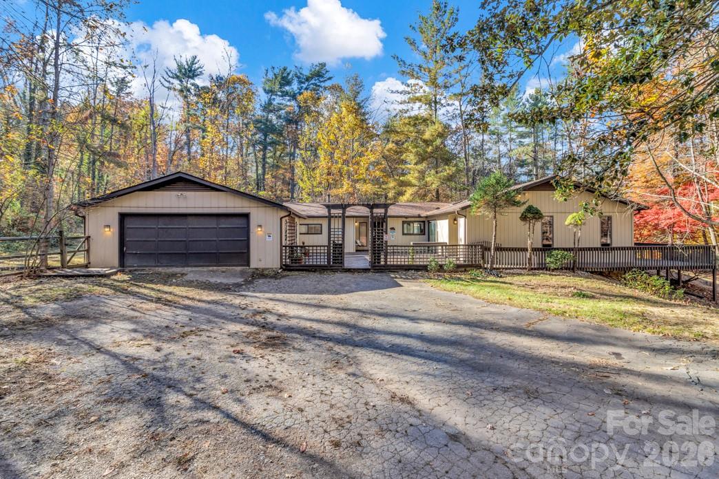 111 Hidden Pond Lane Asheville NC 28804