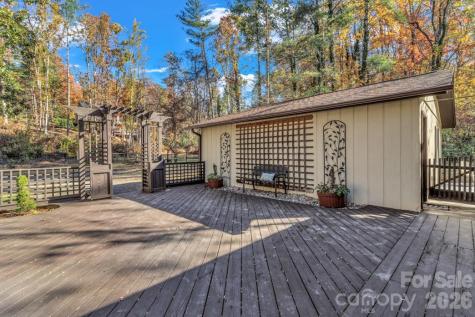 111 Hidden Pond Lane Asheville NC 28804
