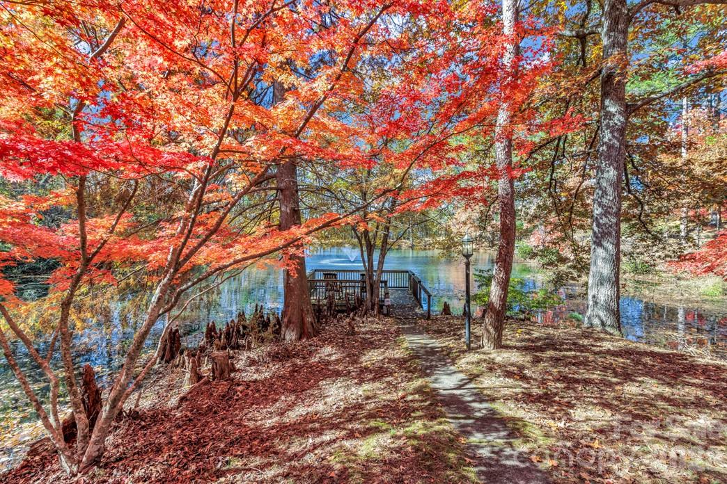 111 Hidden Pond Lane Asheville NC 28804