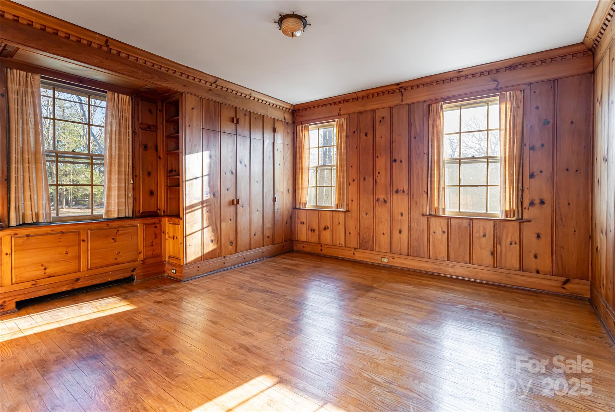 407 Vanderbilt Road Asheville NC 28803