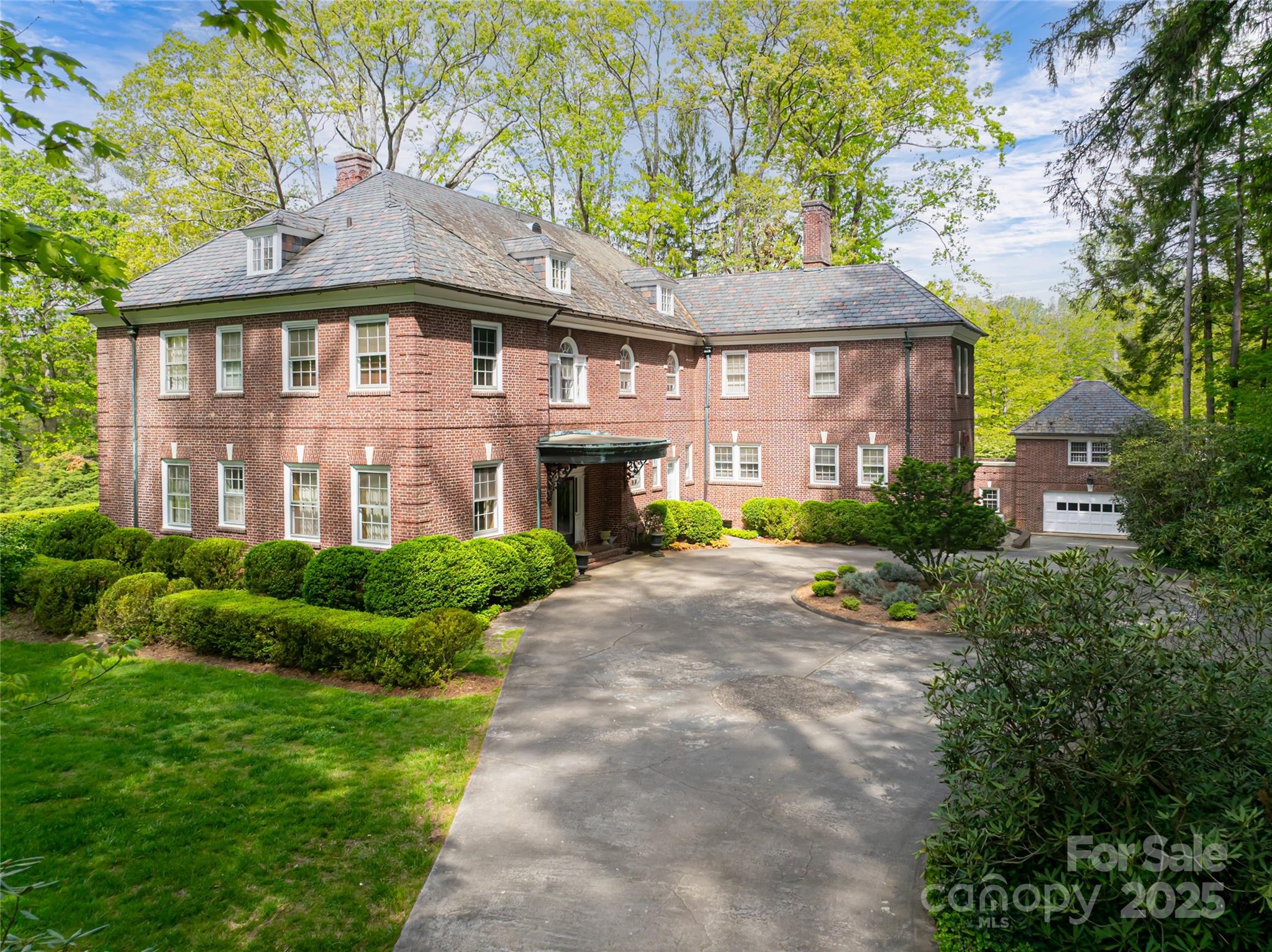 407 Vanderbilt Road Asheville NC 28803