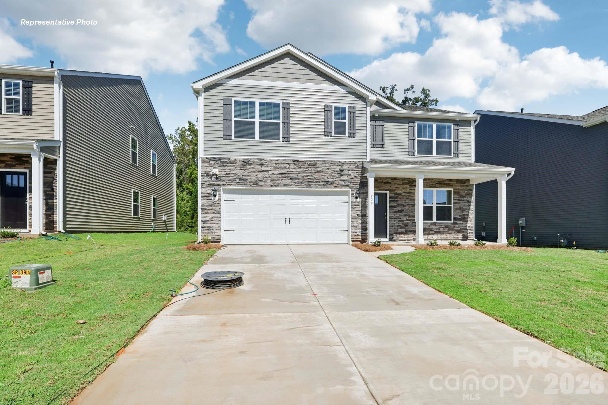 400 Dazzle Loop Newton NC 28658
