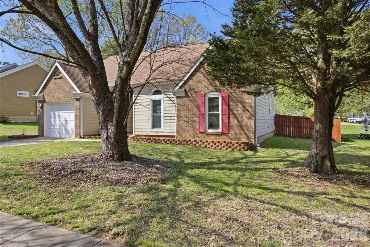 2917 Dellinger Drive Charlotte NC 28269