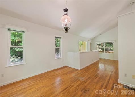 21 Winterview Trail Hendersonville NC 28739