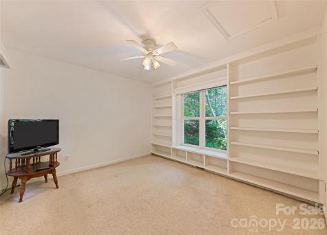 21 Winterview Trail Hendersonville NC 28739
