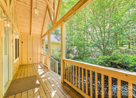 21 Winterview Trail Hendersonville NC 28739