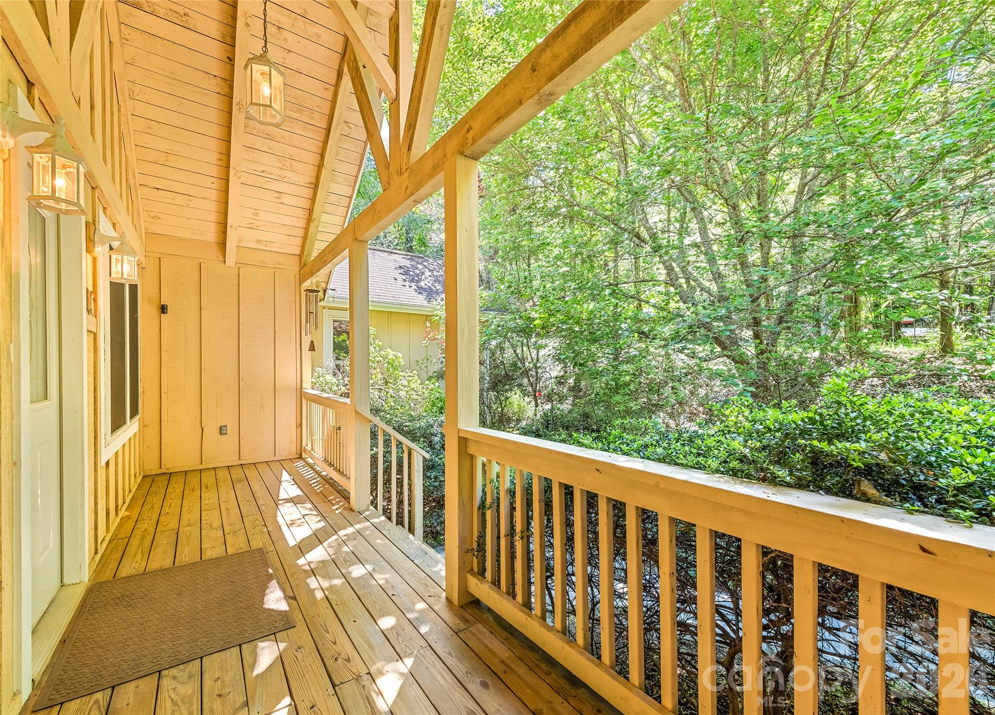 21 Winterview Trail Hendersonville NC 28739