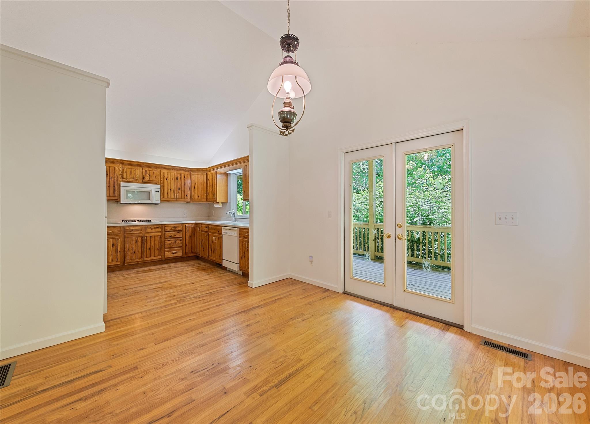 21 Winterview Trail Hendersonville NC 28739
