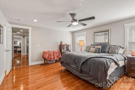 31 Huffman Road Asheville NC 28806