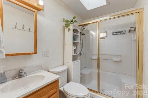 31 Huffman Road Asheville NC 28806