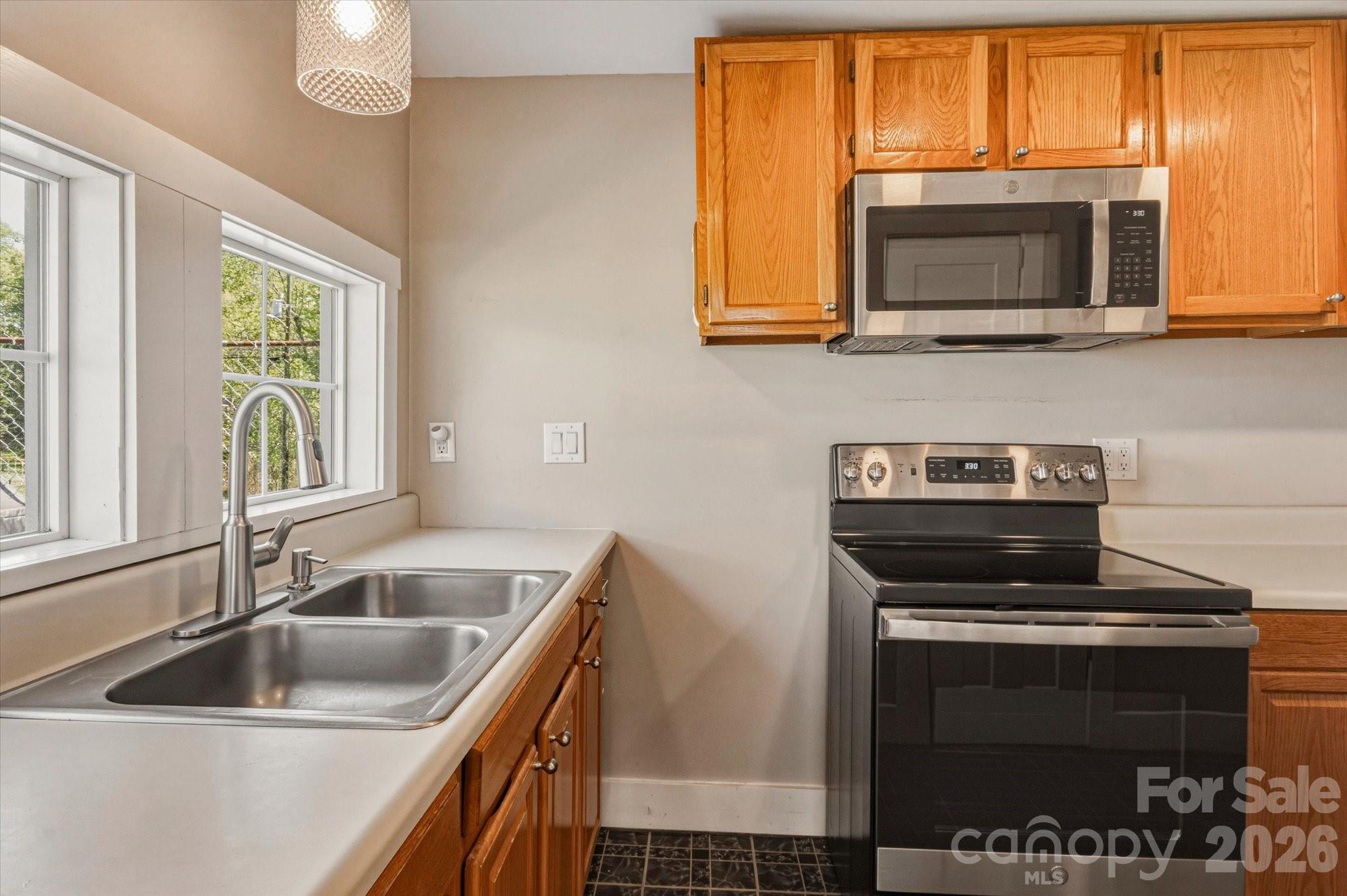 31 Huffman Road Asheville NC 28806