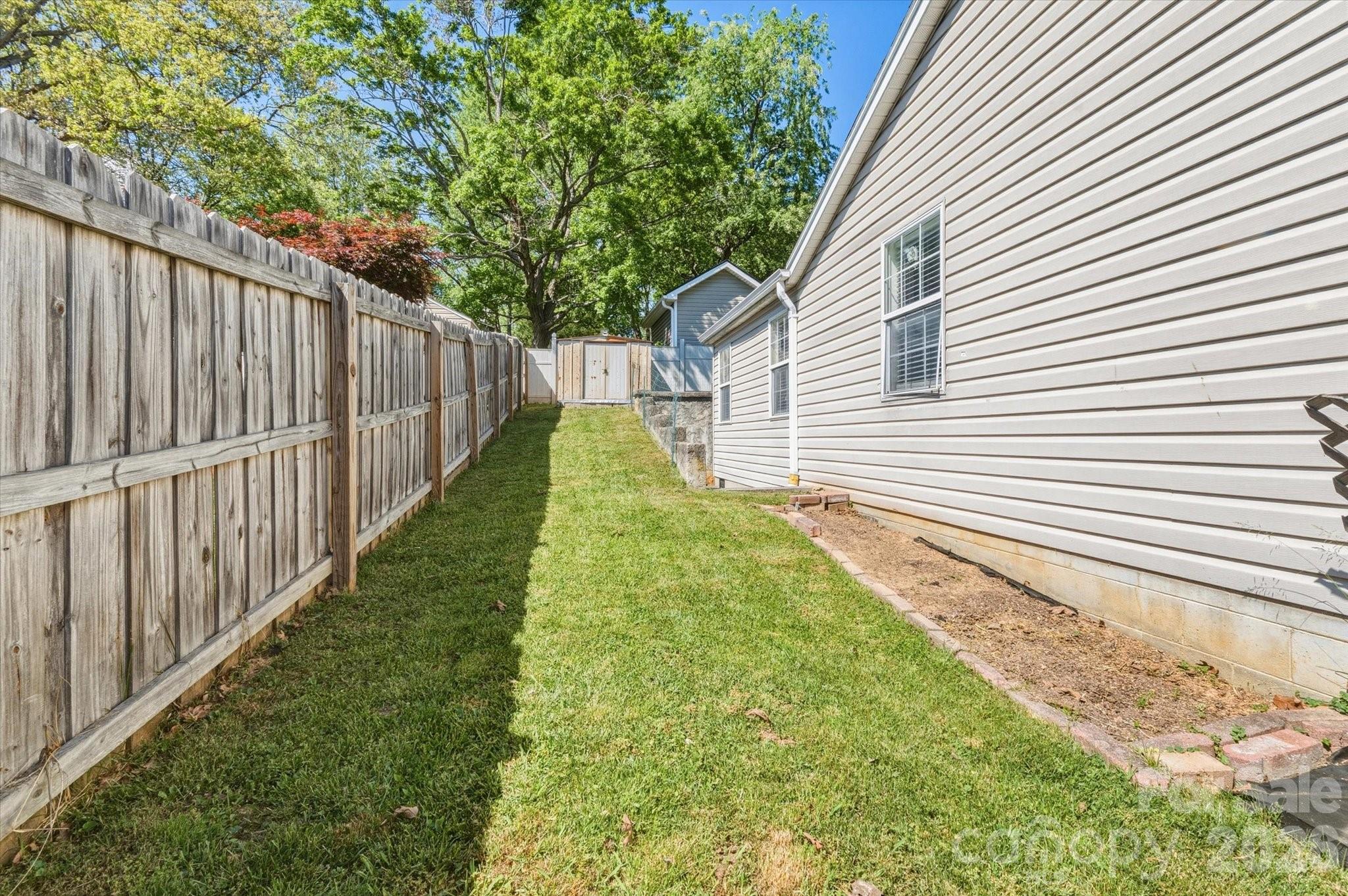 31 Huffman Road Asheville NC 28806