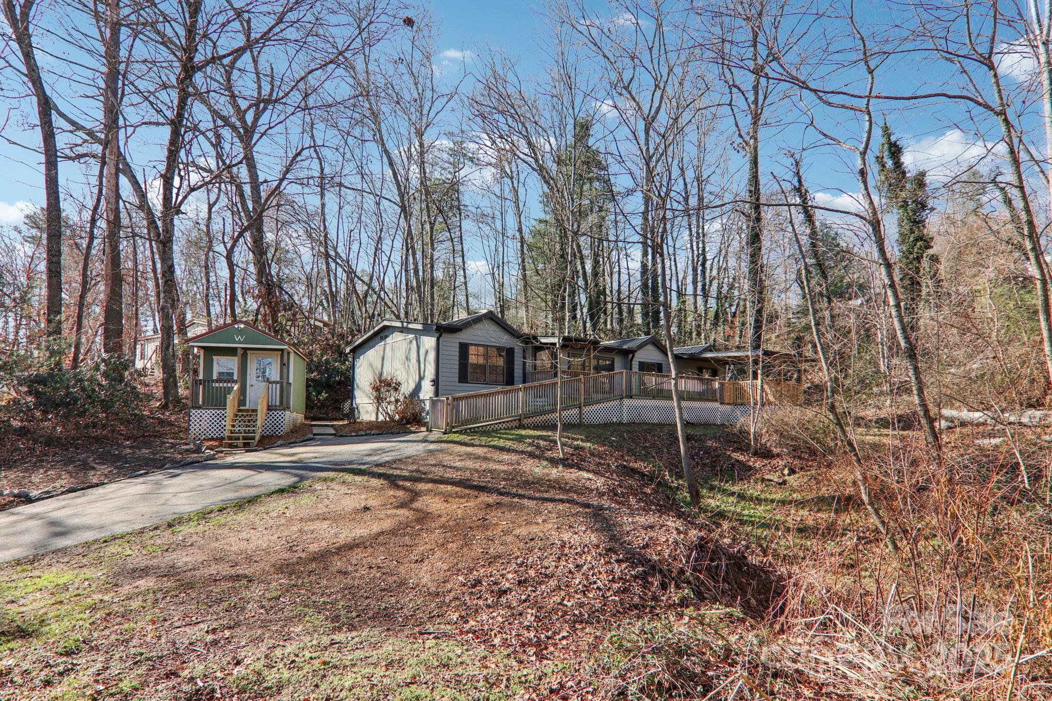 53 Woodscape Drive Mills River NC 28759