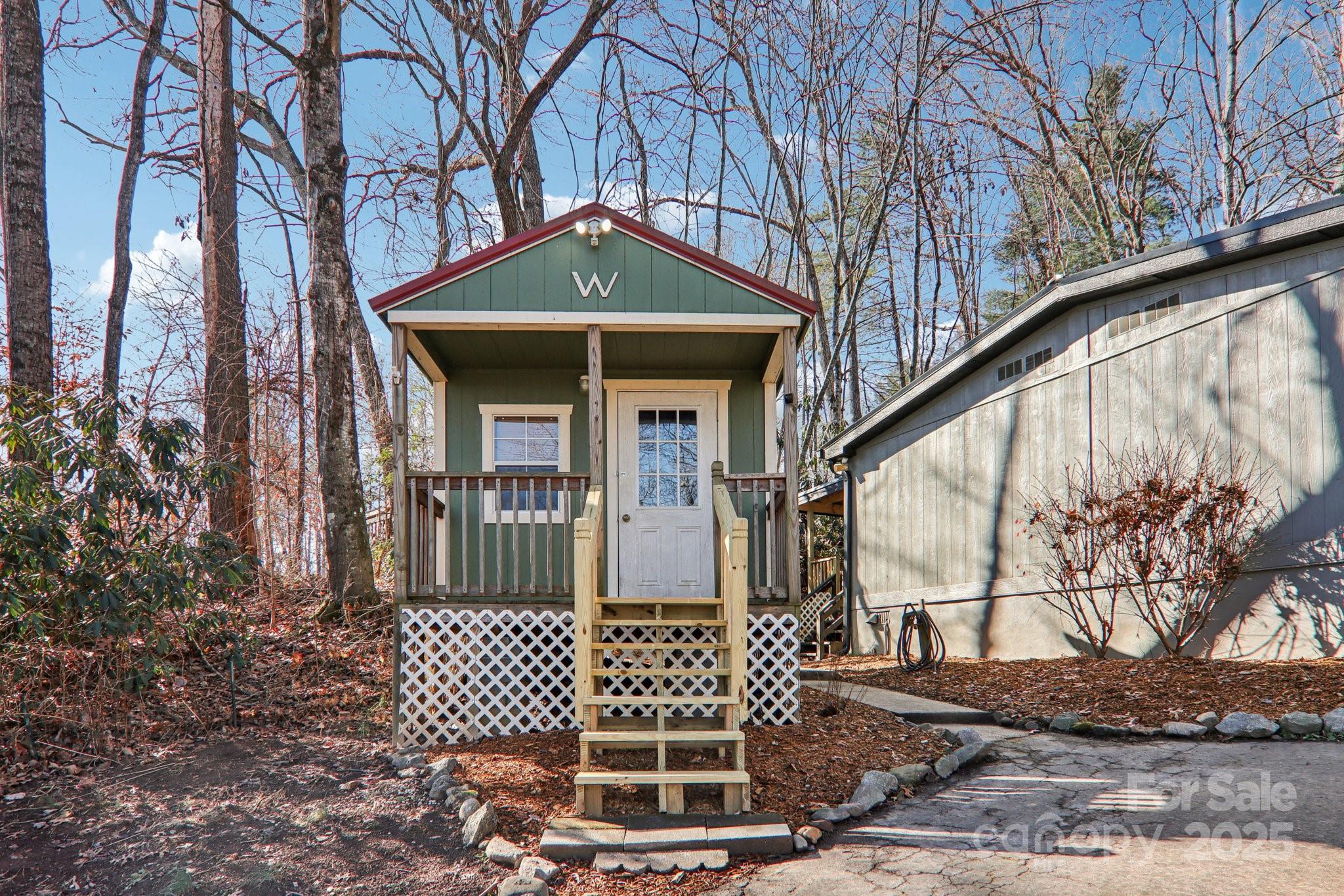 53 Woodscape Drive Mills River NC 28759
