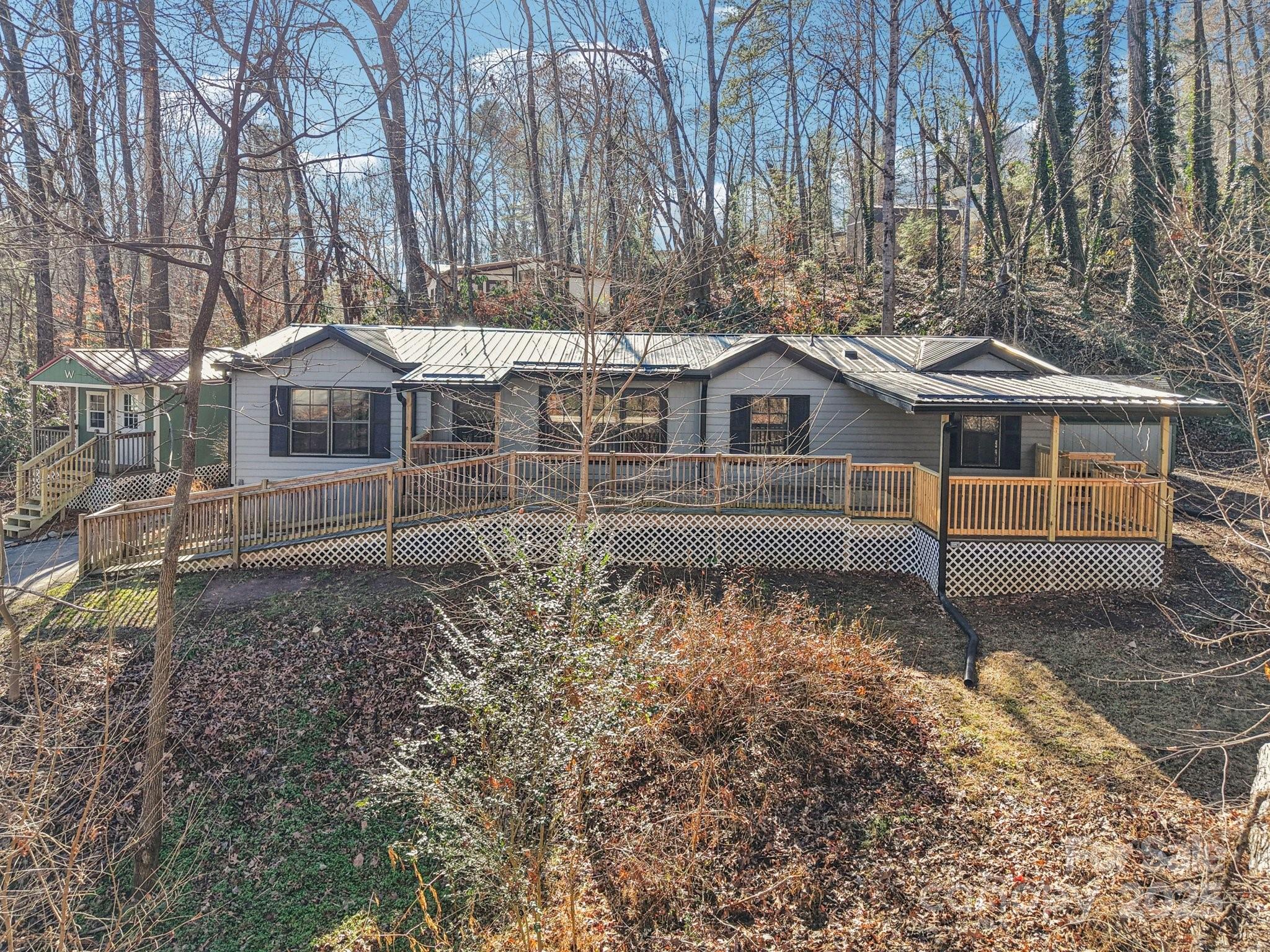 53 Woodscape Drive Mills River NC 28759