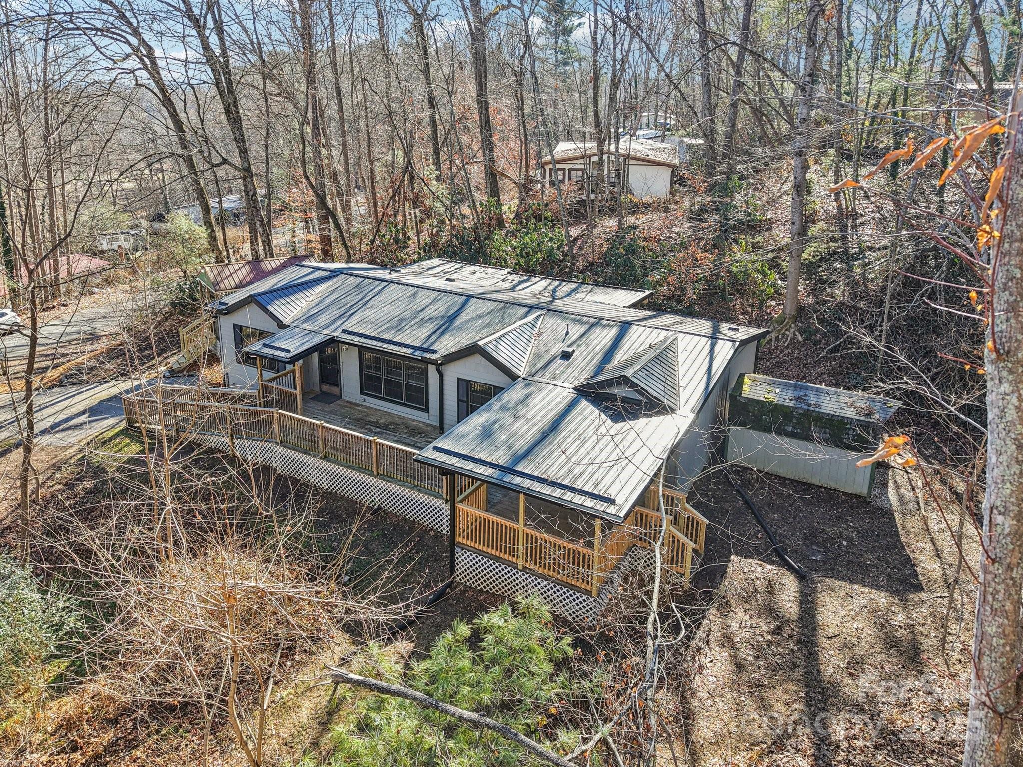 53 Woodscape Drive Mills River NC 28759