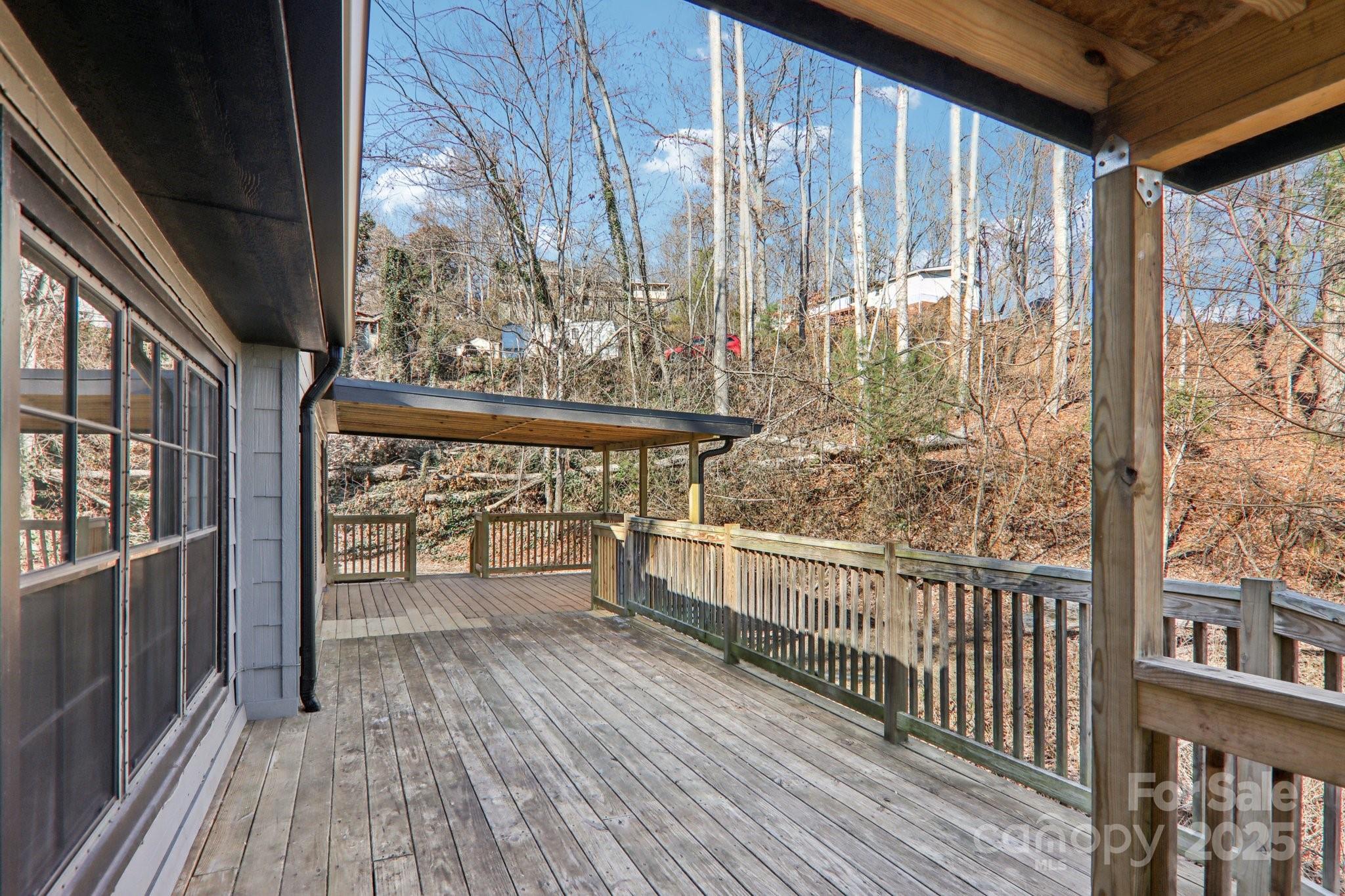 53 Woodscape Drive Mills River NC 28759