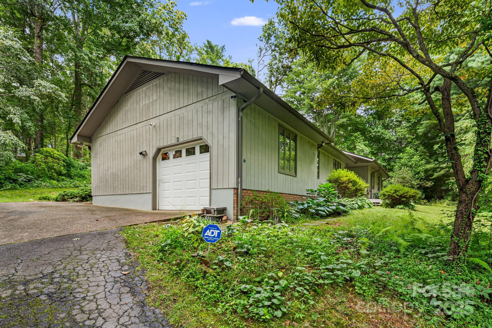 6 Brook Forest Drive Arden NC 28704