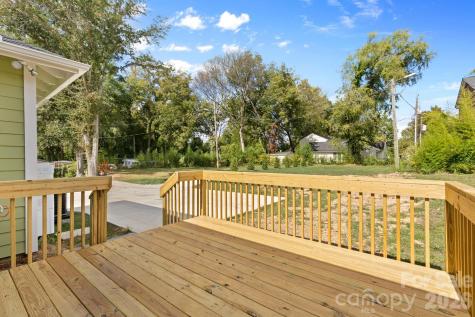 302 W Gay Street Lancaster SC 29720