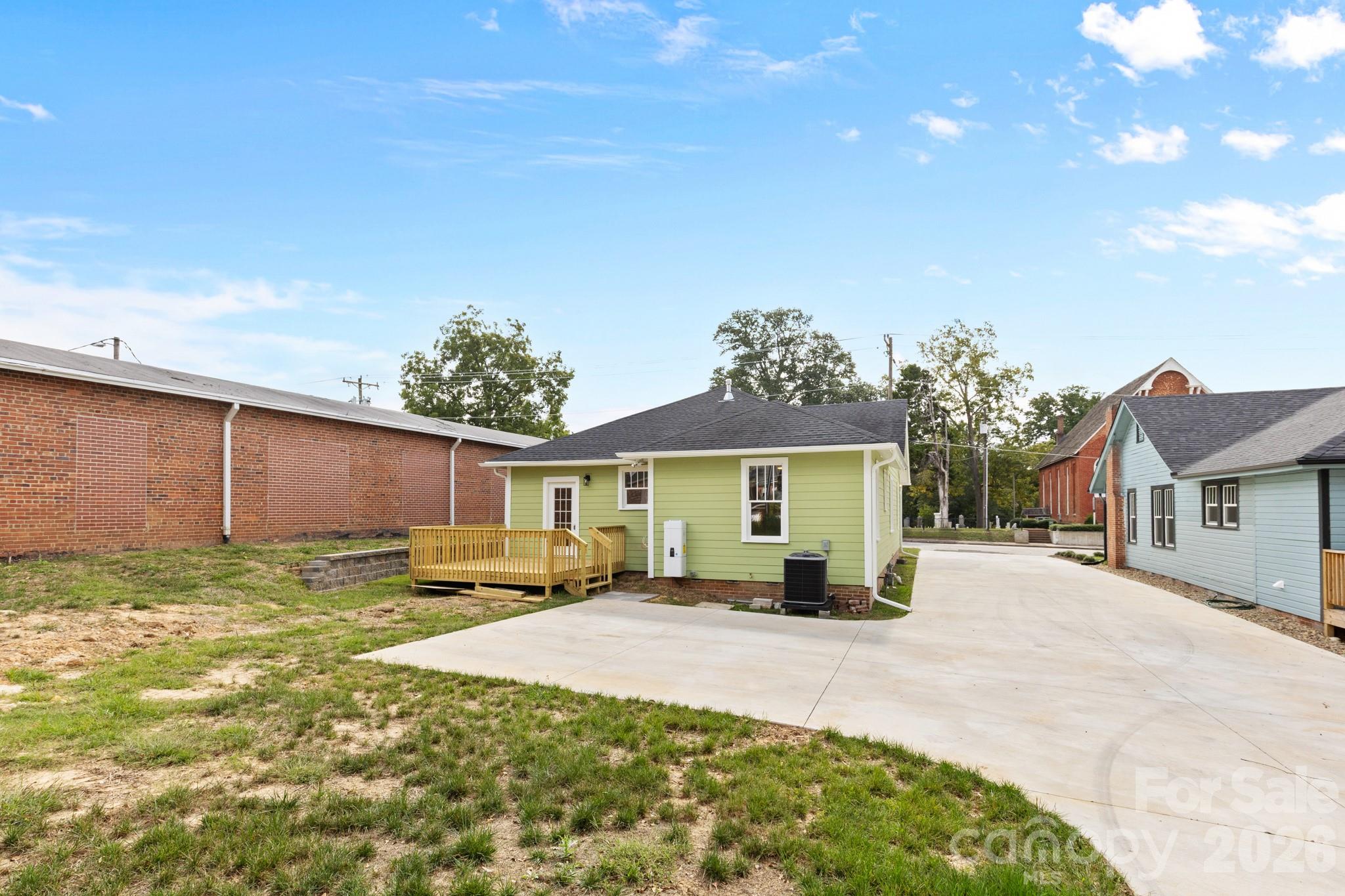 302 W Gay Street Lancaster SC 29720