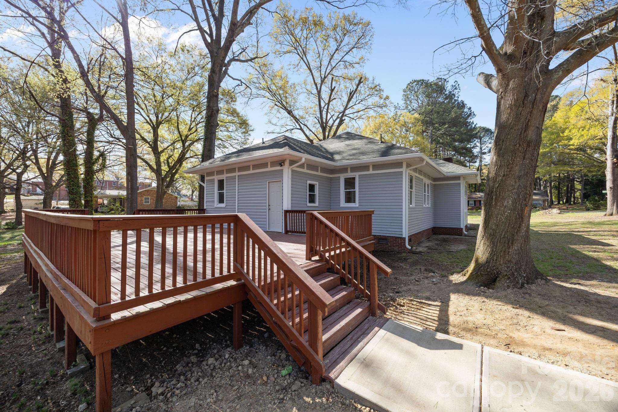 606 Townsend Avenue Gastonia NC 28052
