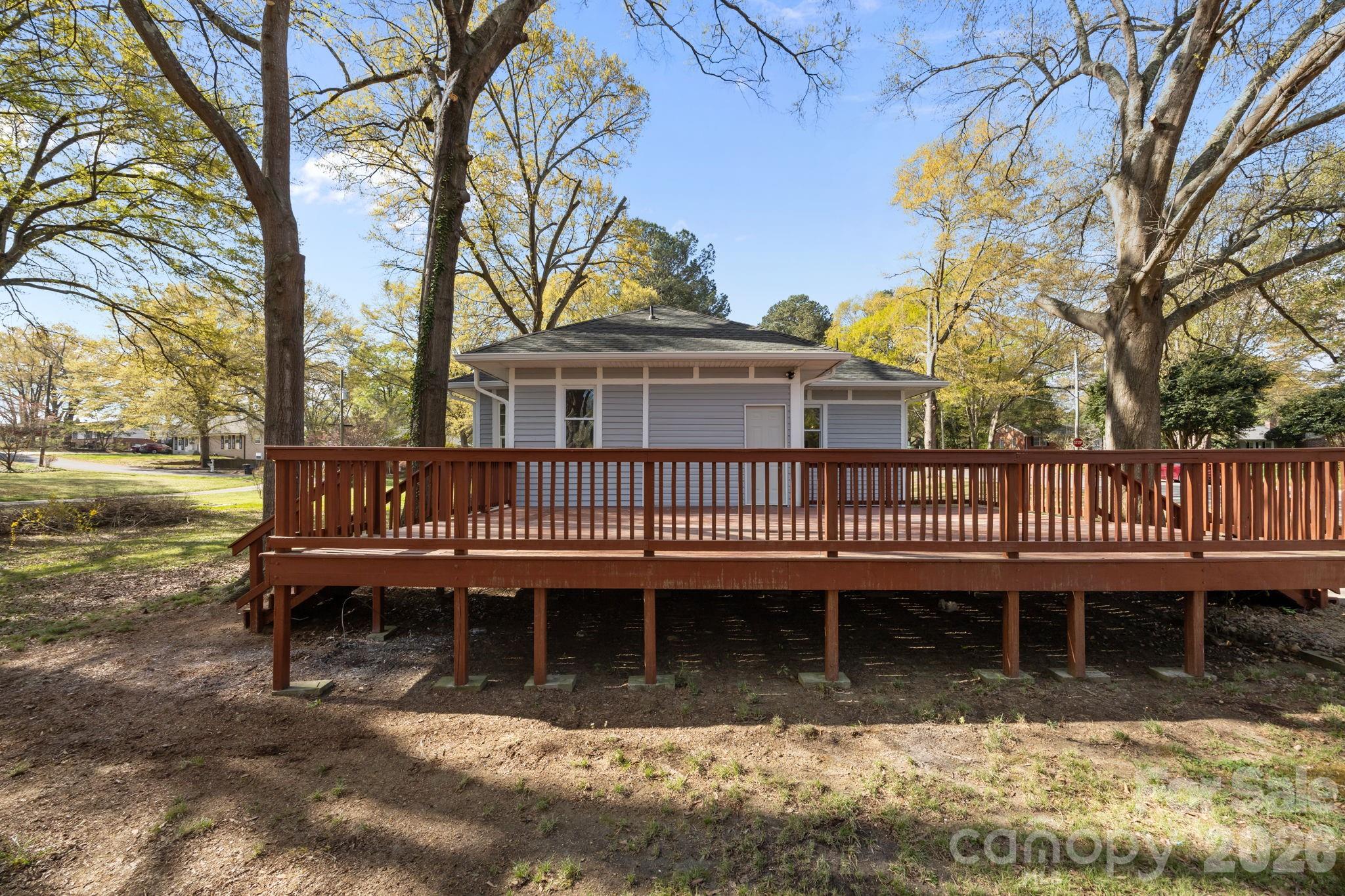606 Townsend Avenue Gastonia NC 28052