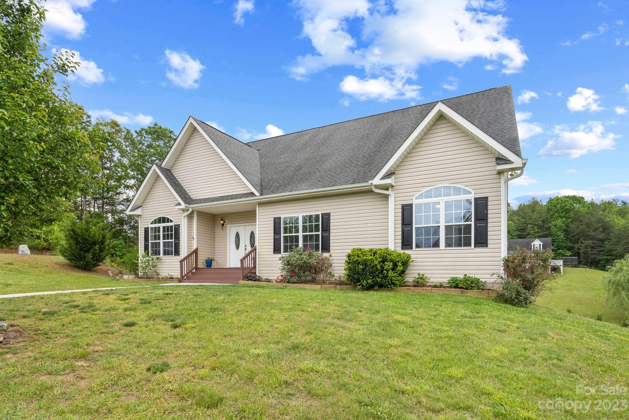 405 Macbeth Street Weaverville NC 28787