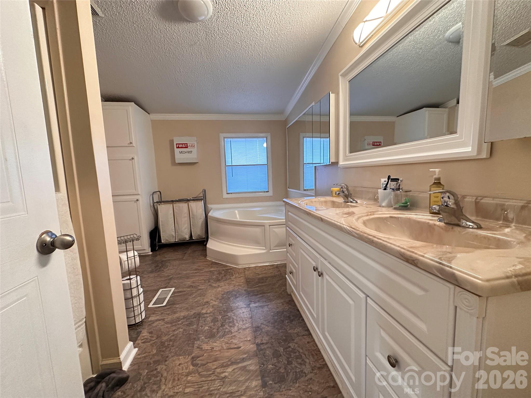626 Lukes Loop Marion NC 28752