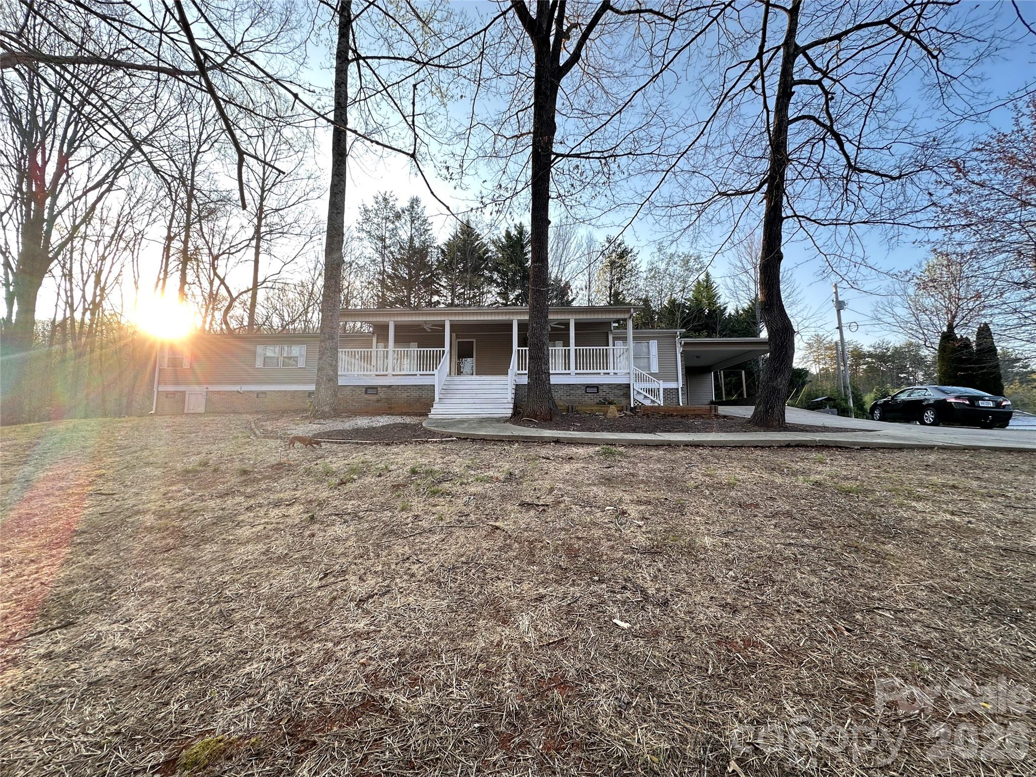 626 Lukes Loop Marion NC 28752