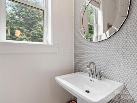 14 Alabama Avenue Asheville NC 28806