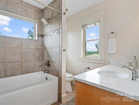14 Alabama Avenue Asheville NC 28806